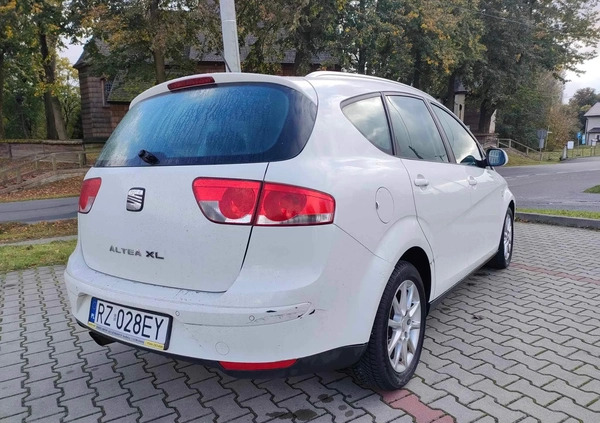 Seat Altea XL cena 19900 przebieg: 201211, rok produkcji 2009 z Rzeszów małe 172